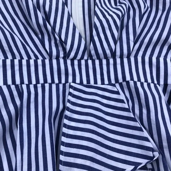 SOLD. Anthropologie Avec Les Filles Ruffle Sleeve Peplum Top - Picture 7 of 11